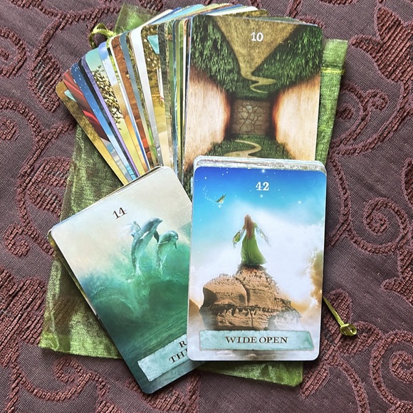 Enchanted Map Oracle - Picture 2 of 3